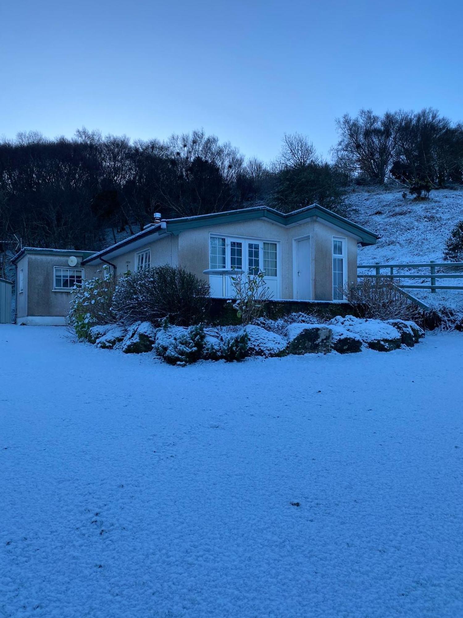 Roberts' Cottage Westport Exterior foto